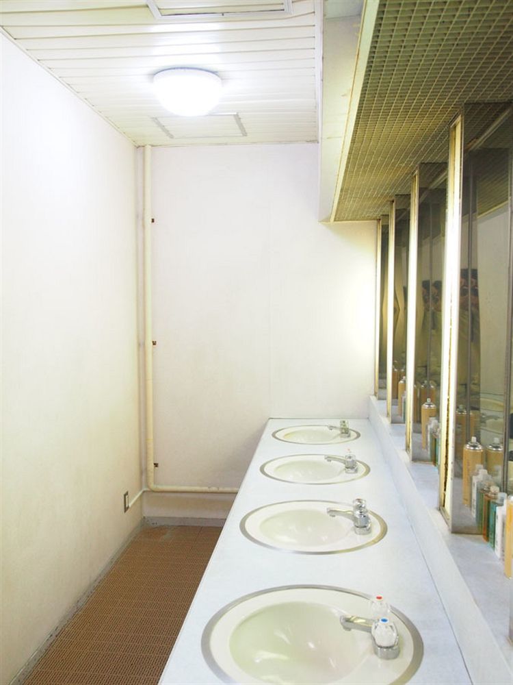 Ueno Station Hostel Oriental Ⅲ Токио Екстериор снимка